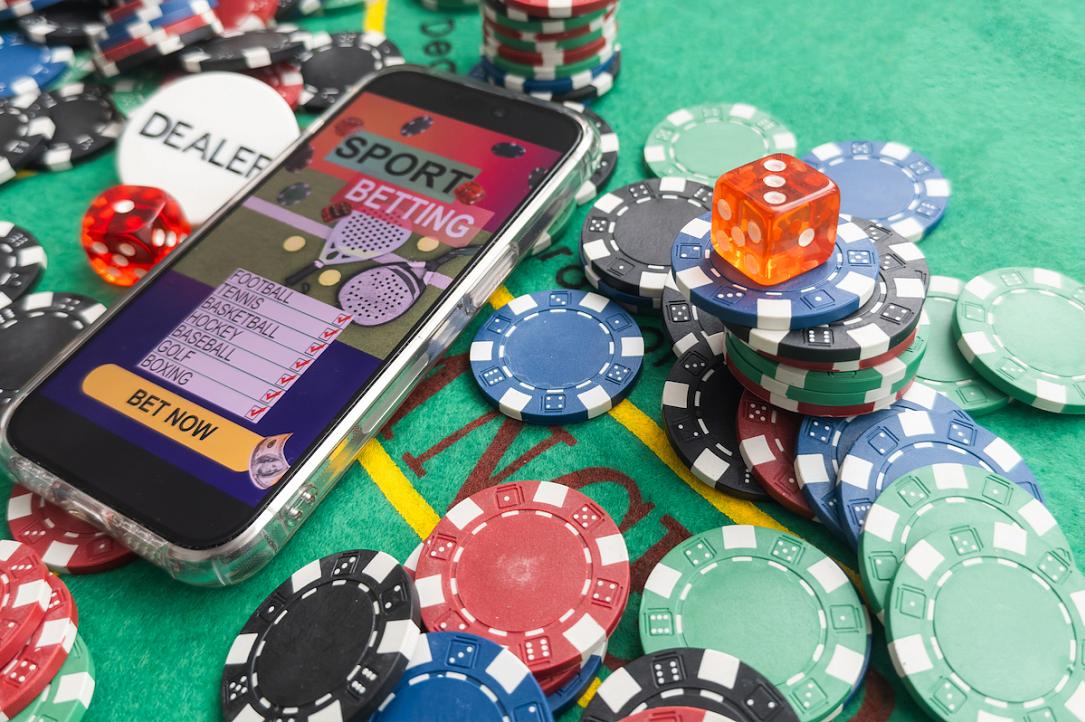 Earn free spins, reload bonuses 1 Earn free spins, reload bonuses 1